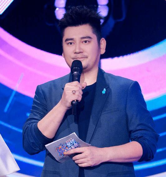 娱乐圈群众吃瓜,揭秘明星幕后故事